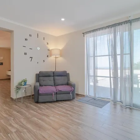 Casa Dolce Con Jacuzzi E Piscina * Бруколи